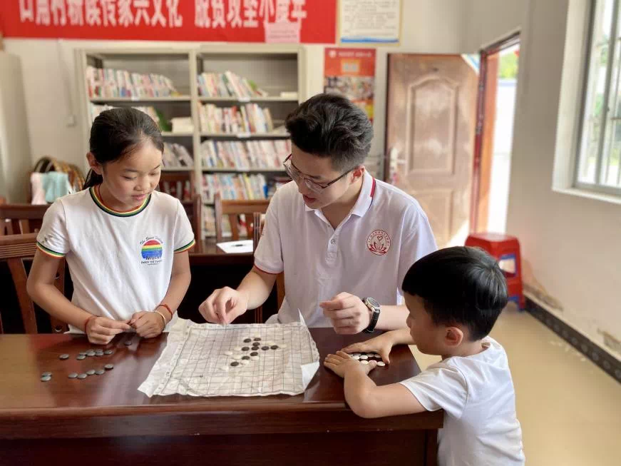 我校学生获第十三届中国青年志愿者优秀个人