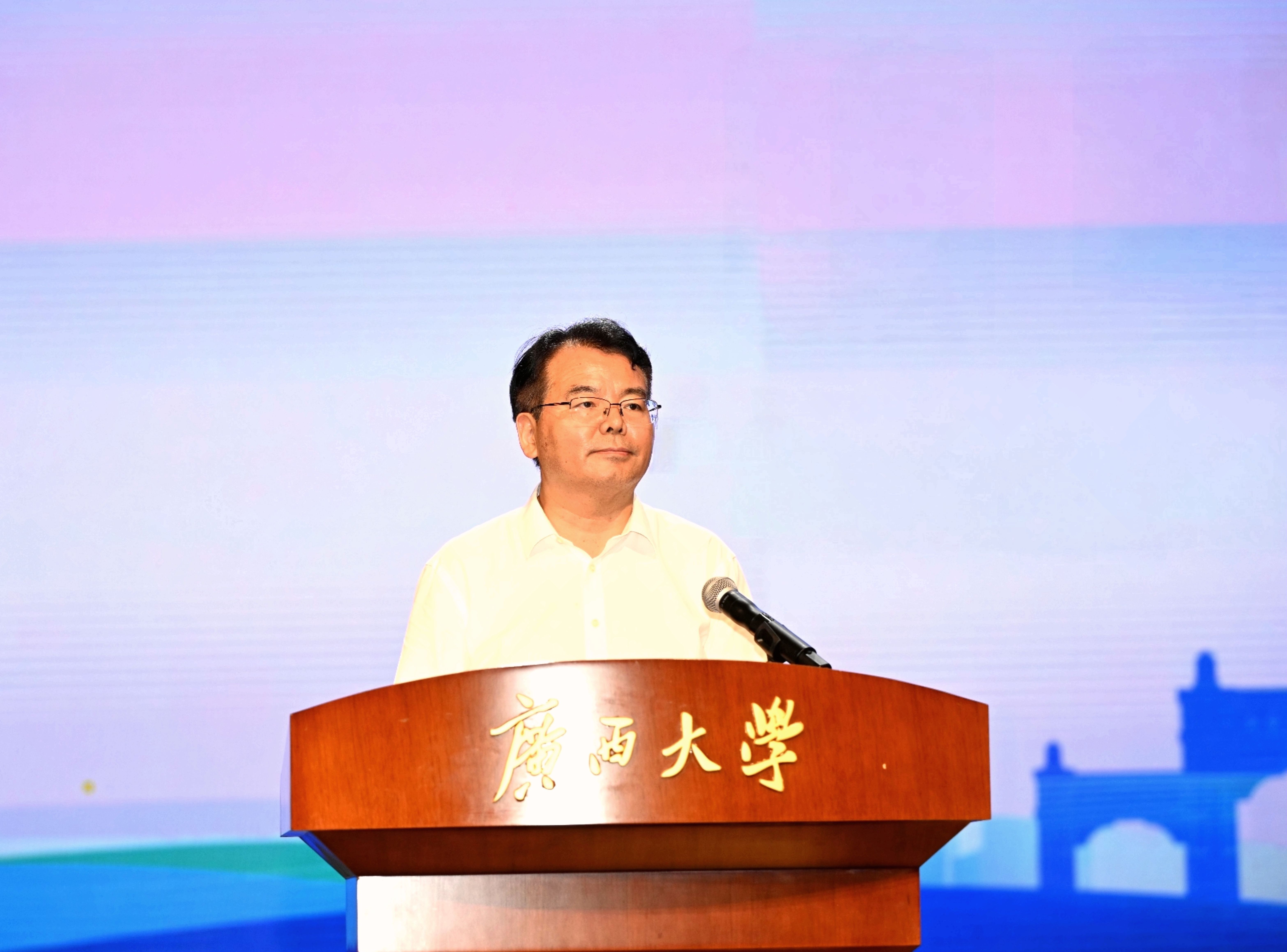 我校举办“志同道合行致远 命运与共向未来”主题晚会暨中越老三国师生交流联欢活动（2025-06-07）