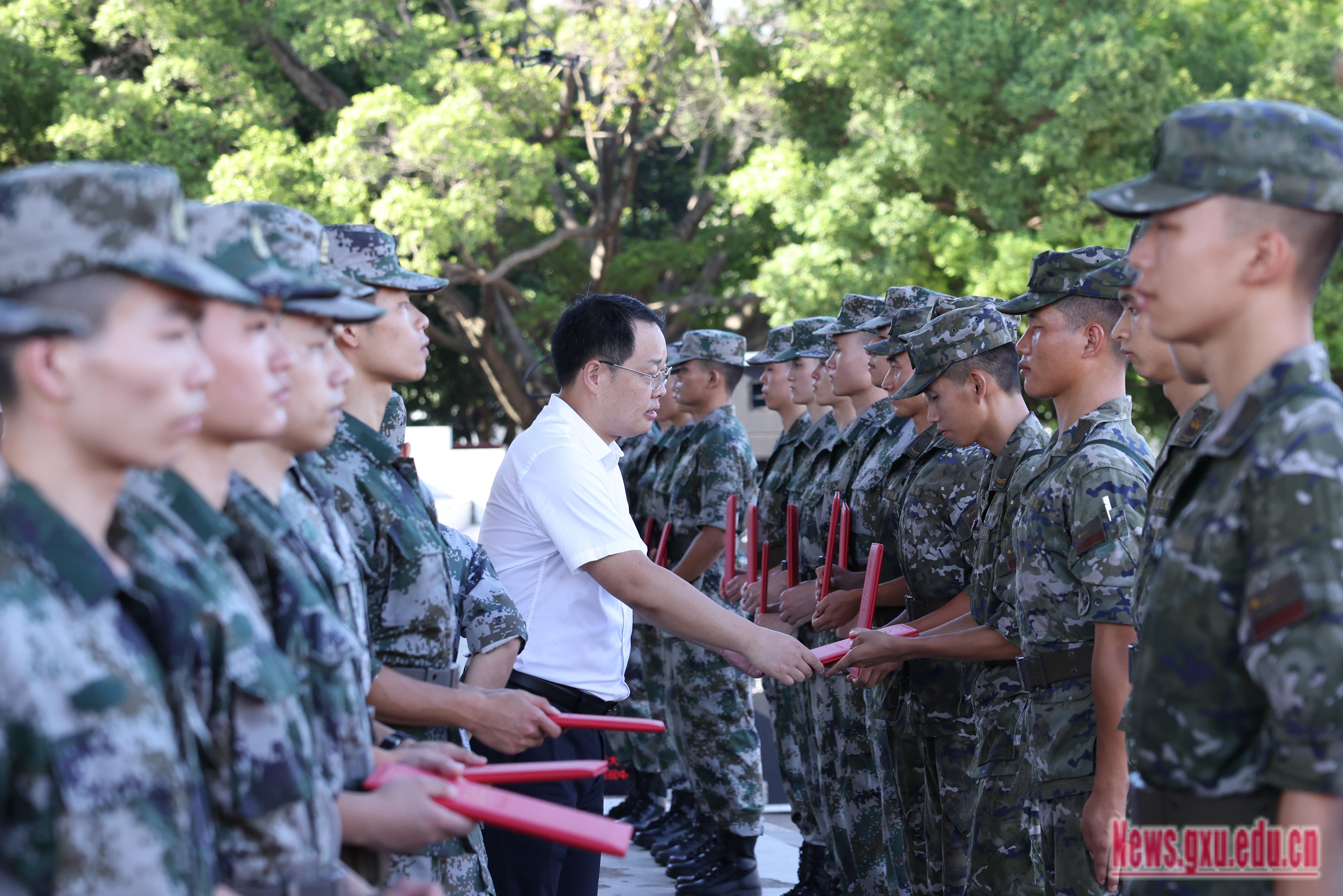 军营号角吹响 热血青春绽放——我校召开2022级学生军训动员大会（2023 07 08） 新闻中心 2203